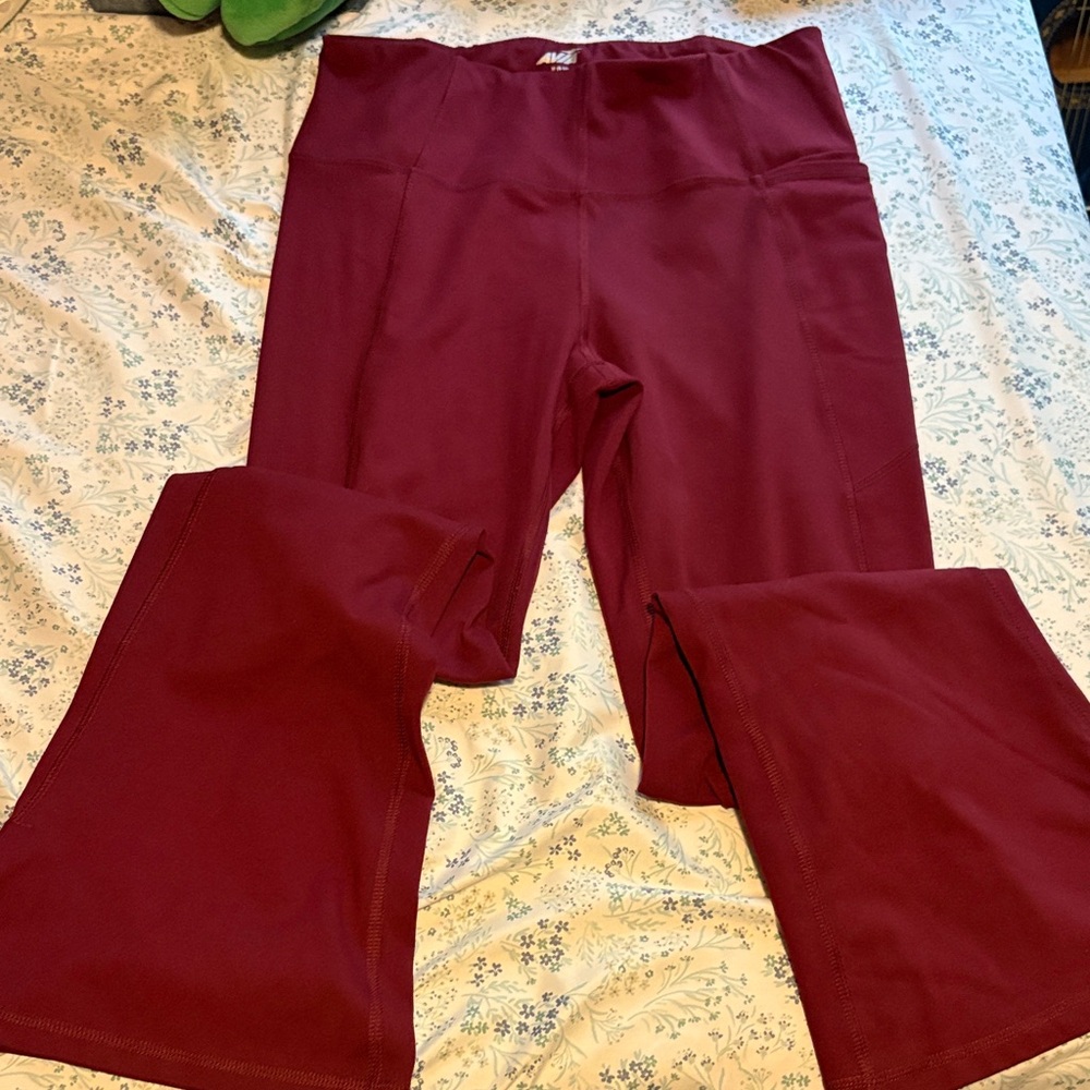 Avia Burgundy Leggings